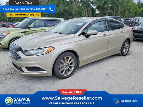 Used 2017 Ford Fusion SE w/ Fusion SE Technology Package FWD image 1