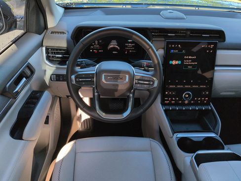 Used 2026 GMC Terrain Denali AWD/4WD image 15
