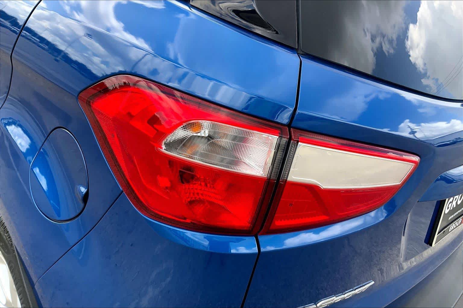 Used 2018 Ford EcoSport SE FWD image 25