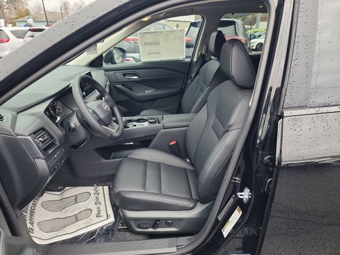 New 2026 Nissan Rogue SV image 11