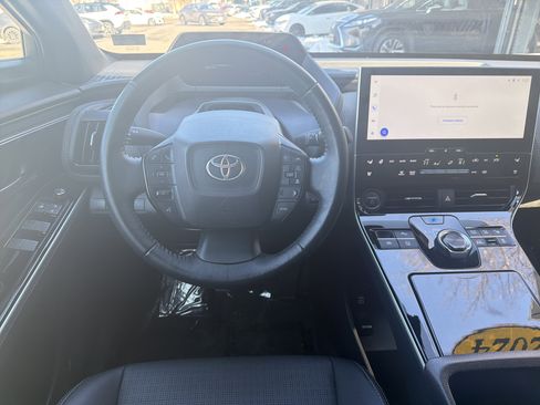 Used 2024 Toyota bZ4X AWD image 22