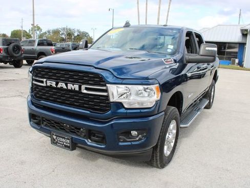Used 2024 RAM 2500 Big Horn w/ Sport Appearance Package image 3