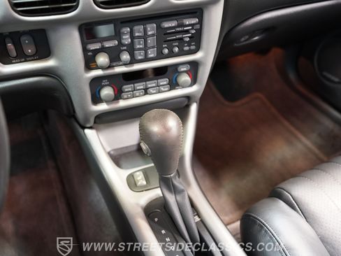 Used 2000 Pontiac Grand Prix GTP w/ Opt Pkg FWD image 33