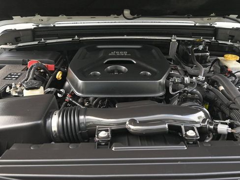 Used 2020 Jeep Wrangler Sport AWD/4WD image 10