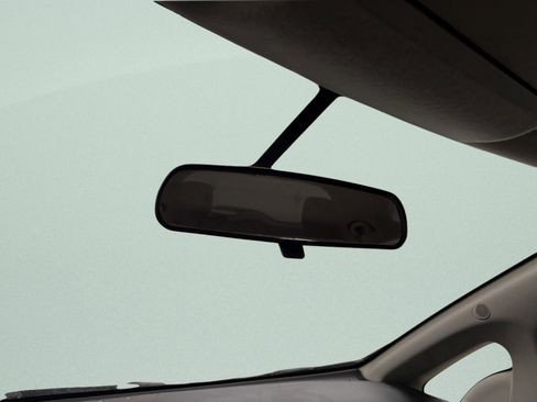 Used 2015 Nissan Leaf S w/ Charge Package image 28