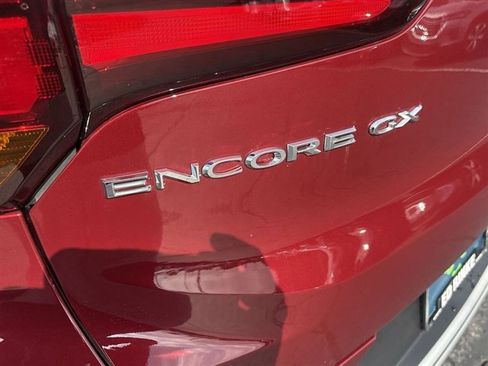 Certified 2023 Buick Encore GX Preferred FWD image 30