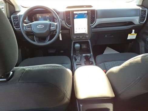 New 2025 Ford Ranger XL image 10