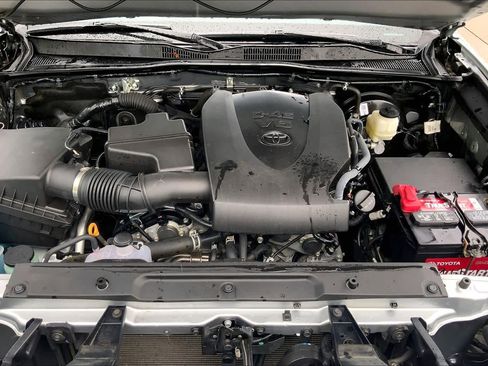 Used 2023 Toyota Tacoma SR5 RWD image 29