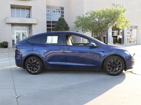 Used 2023 Tesla Model X AWD/4WD image 7
