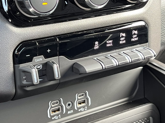 New 2027 RAM 2500 Big Horn AWD/4WD image 33