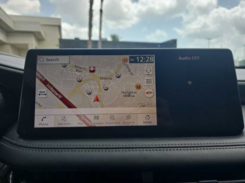 Used 2025 INFINITI QX60 Luxe FWD image 18