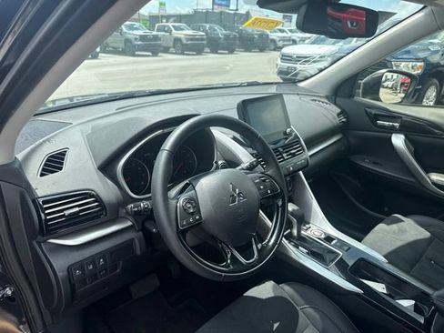 Used 2025 Mitsubishi Eclipse Cross SE AWD/4WD image 11