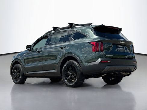 Used 2023 Kia Sorento S w/ Panoramic Sunroof Package AWD/4WD image 5