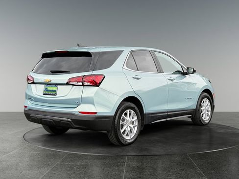 Used 2022 Chevrolet Equinox LT FWD image 10