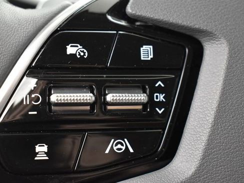 Used 2025 Kia Niro EX image 25