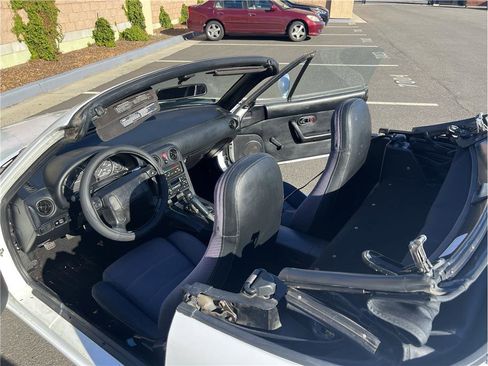 Used 1992 MAZDA MX-5 Miata image 14