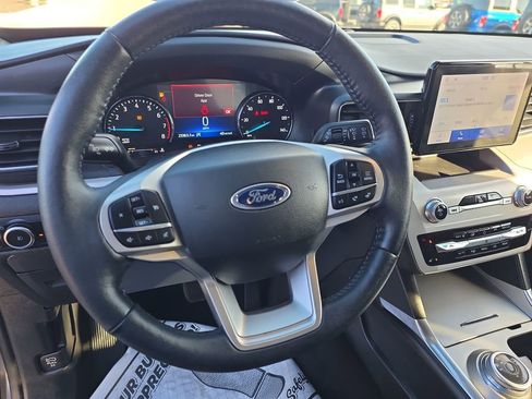 Used 2023 Ford Explorer XLT w/ Equipment Group 202A image 25