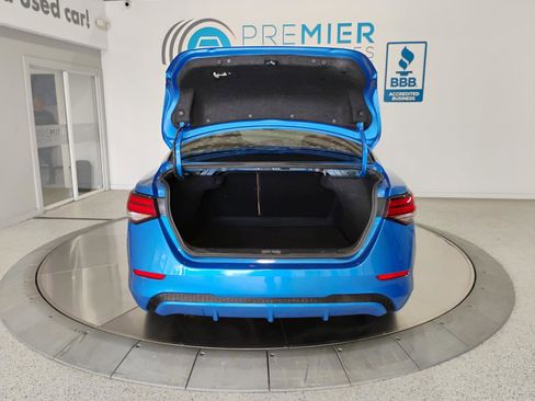 Used 2022 Nissan Sentra SV w/ SV Premium Package image 4