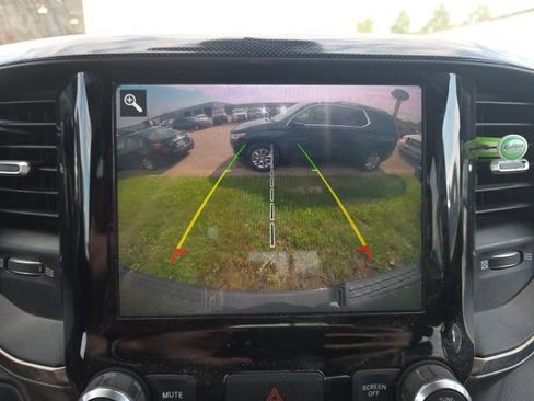 Used 2020 RAM 1500 Sport w/ Level 2 Equipment Goup w/2_L AWD/4WD image 18