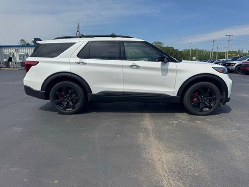 Used 2023 Ford Explorer ST w/ Equipment Group 401A AWD/4WD image 4