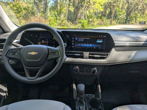 Used 2026 Chevrolet TrailBlazer LS w/ LS Convenience Package image 13