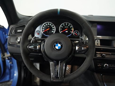 Used 2013 BMW M5 image 43