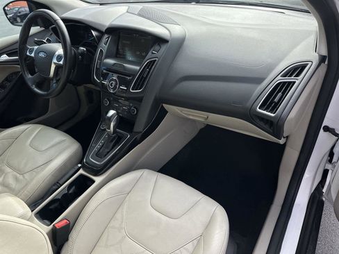 Used 2015 Ford Focus Electric Hatchback image 12