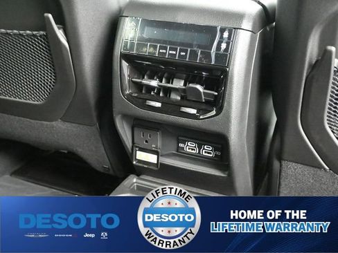 New 2025 Jeep Grand Cherokee L Altitude image 14