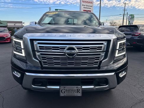 Used 2021 Nissan Titan Platinum Reserve w/ Moonroof Package image 8