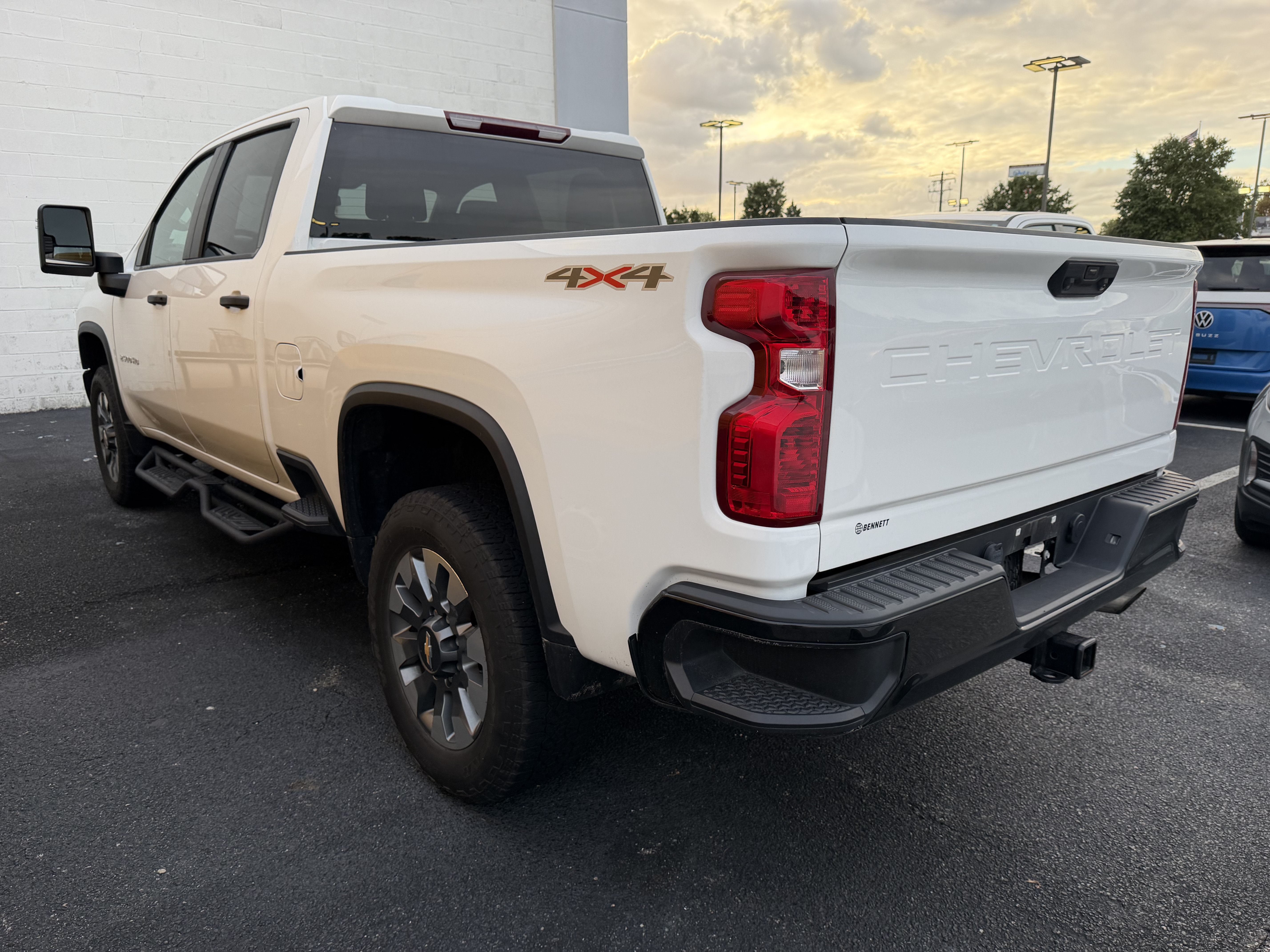 Used 2023 Chevrolet Silverado 2500 Custom w/ Custom Convenience Package AWD/4WD image 13