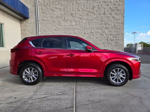 Used 2024 MAZDA CX-5 AWD 2.5 S w/ Select Package image 6