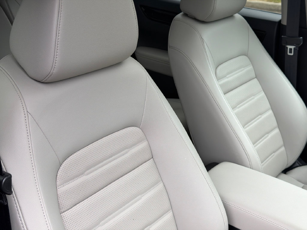 Used 2025 Honda CR-V EX-L image 11