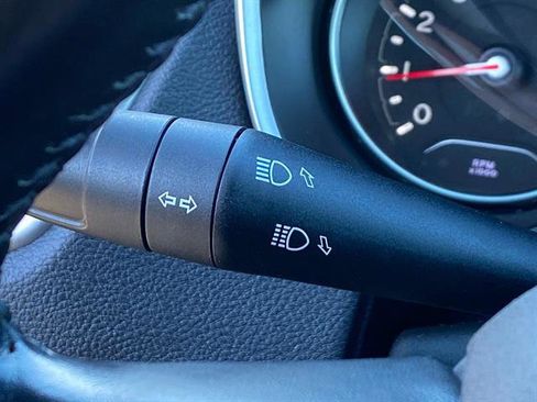 Used 2020 Jeep Compass Sport image 18