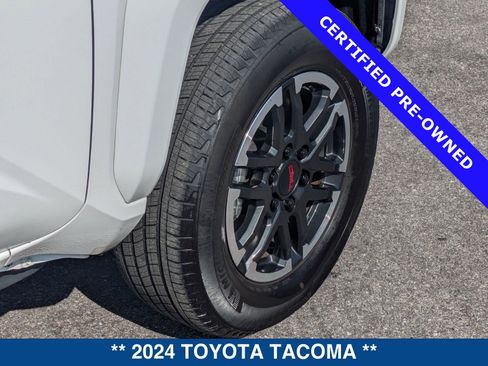 Used 2024 Toyota Tacoma TRD Sport image 12