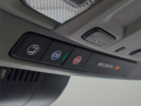 Used 2023 GMC Sierra 1500 Elevation image 27