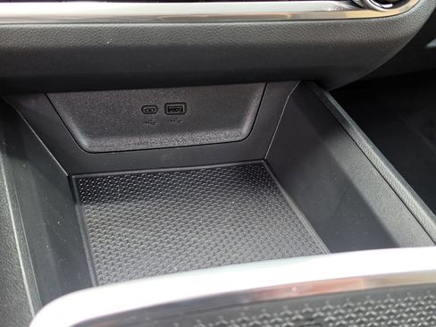 New 2026 Chevrolet Equinox ACTIV w/ Convenience Package III FWD image 32