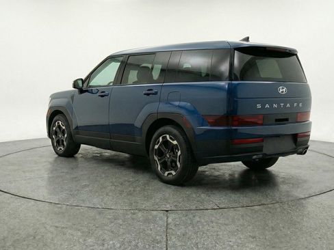 Used 2025 Hyundai Santa Fe SEL image 6