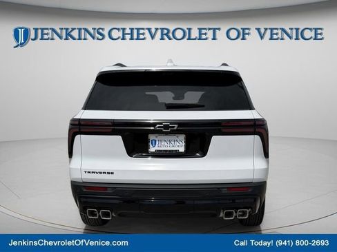 New 2026 Chevrolet Traverse LT w/ Midnight/Sport Edition FWD image 6