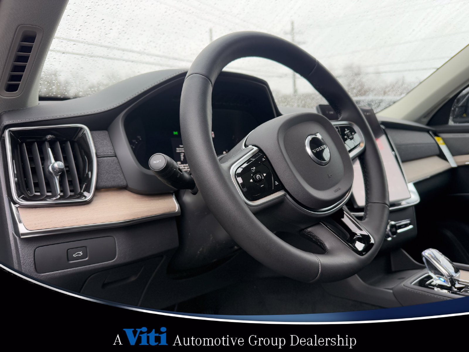 Used 2026 Volvo XC90 B6 Plus w/ Protection Package Premier AWD/4WD image 12