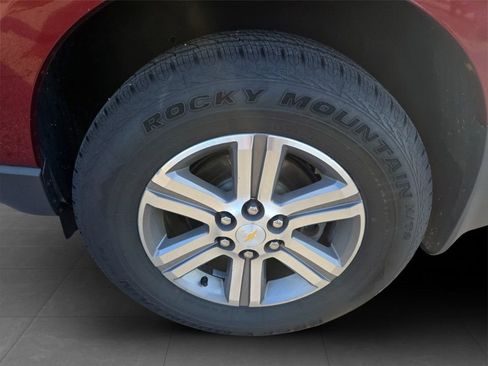Used 2015 Chevrolet Traverse LT image 32