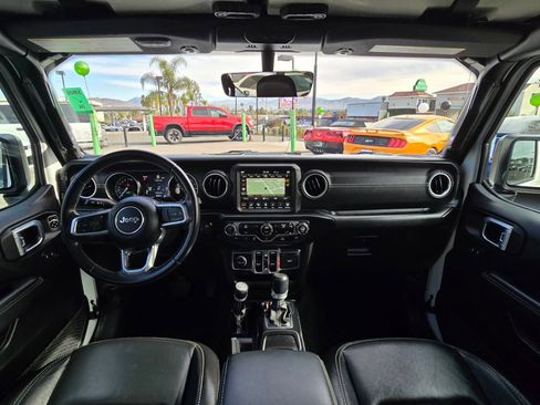 Used 2021 Jeep Wrangler Unlimited Sahara AWD/4WD image 27