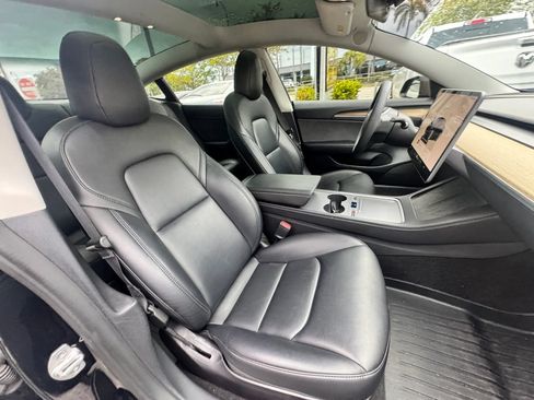 Used 2022 Tesla Model 3 Long Range AWD/4WD image 19