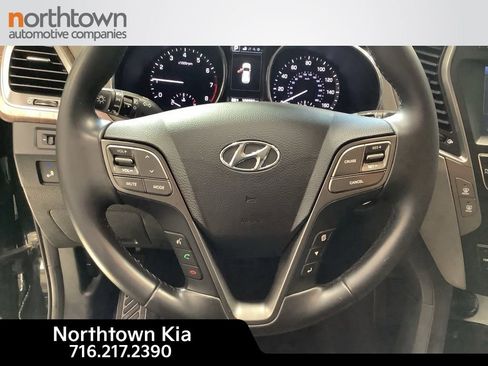 Used 2018 Hyundai Santa Fe Sport image 7