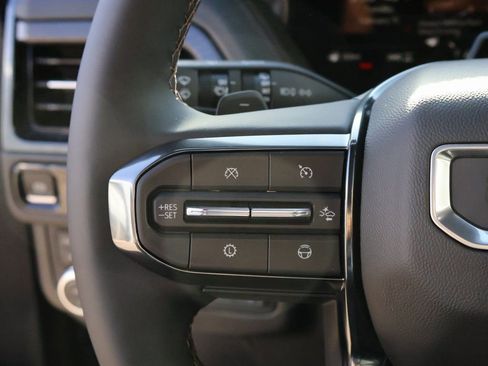 New 2026 GMC Yukon XL AT4 w/ AT4 Premium Plus Package AWD/4WD image 42