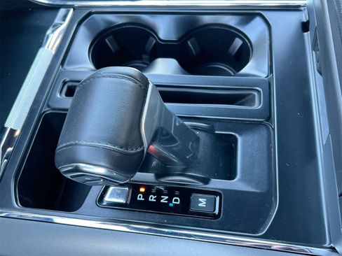 Used 2025 Ford F150 Lariat w/ Equipment Group 502A High image 31