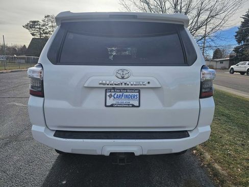 Used 2016 Toyota 4Runner SR5 image 4