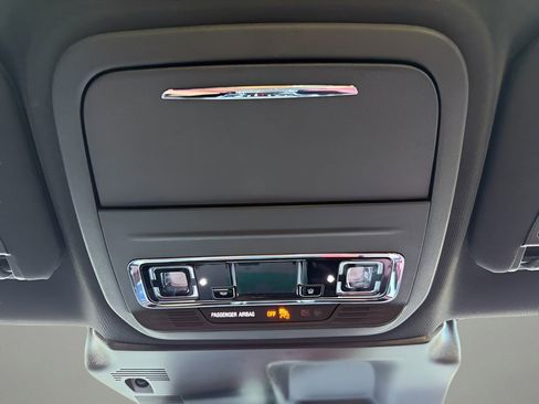 Used 2023 Lincoln Corsair Reserve image 26