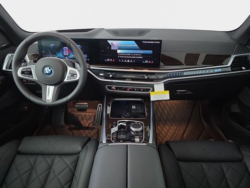 New 2026 BMW X5 xDrive50e w/ M Sport Package image 9