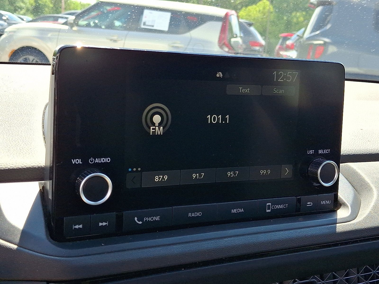 Used 2023 Honda Accord EX image 17