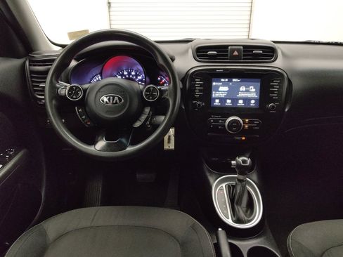 Used 2019 Kia Soul + image 22
